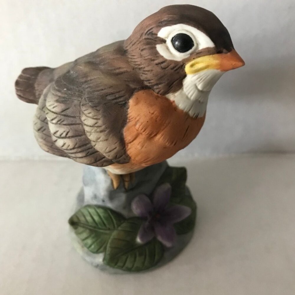 Andrea Sadek Baby Robin Porcelain Hand Painted Figurine #9604